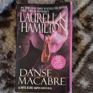 Laurell K. Hamilton 'Danse Macabre' Paperback